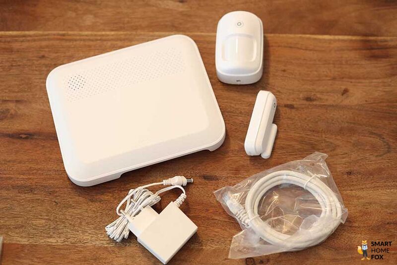 Bestandteile des Starter Packs der Lupus Electronics XT1 Plus Alarmanlage
